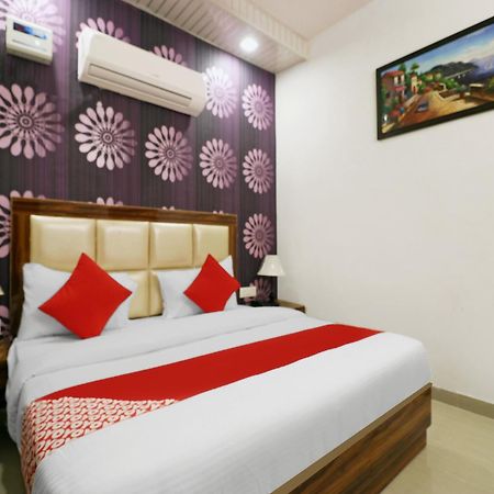 Hotel O Sangeet Faridabad Exteriör bild