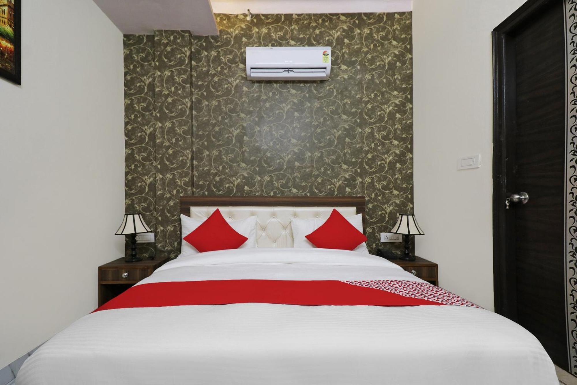Hotel O Sangeet Faridabad Exteriör bild